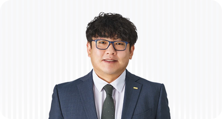 김우태